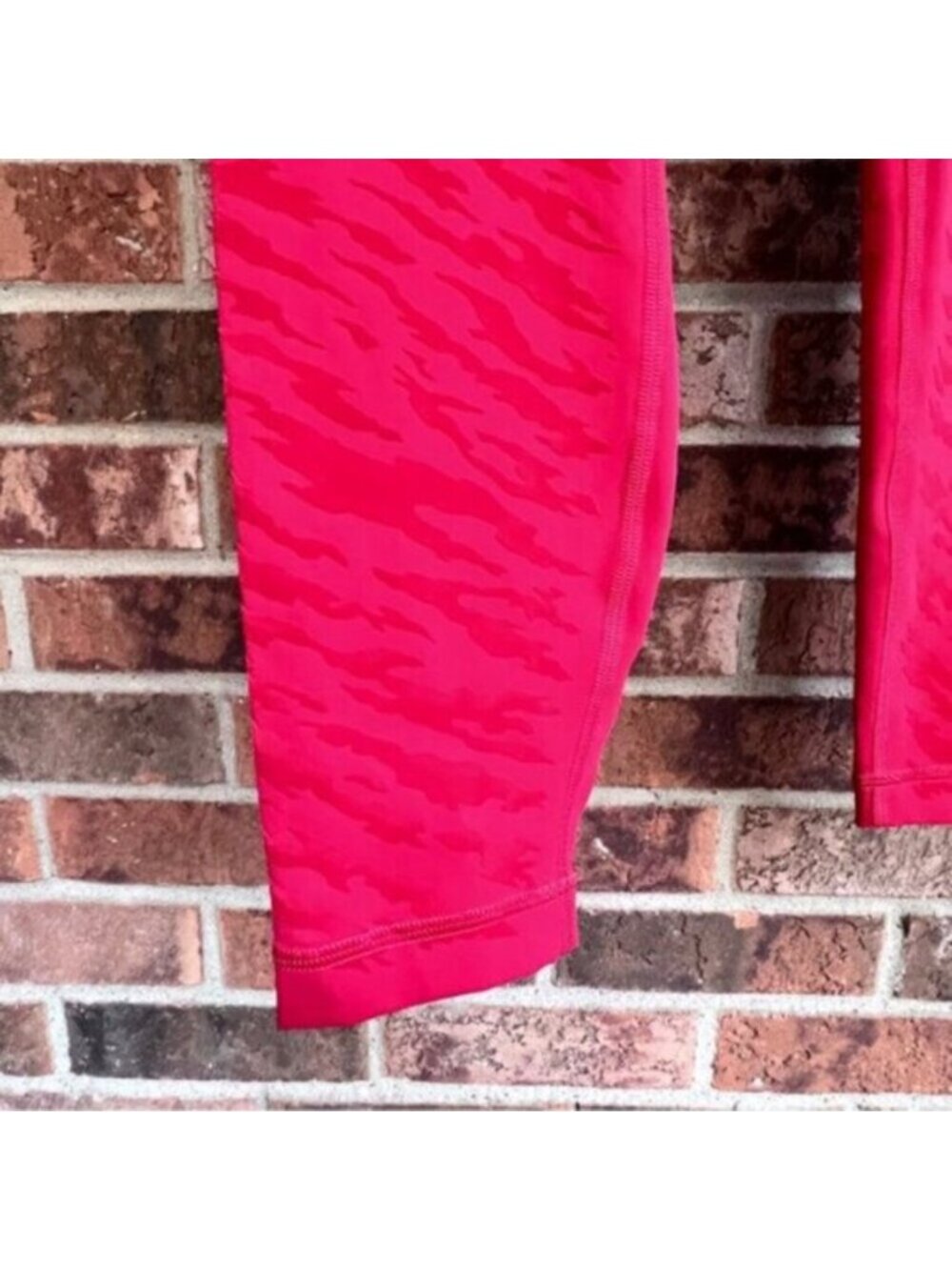Lululemon 2021 ^ Lunar New Year Wunder Under High-Rise Tight Pants 25" Red - Picture 12 of 16